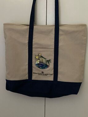 Hilton Grand Vacations Club Canvas Tote in Beige and Navy
